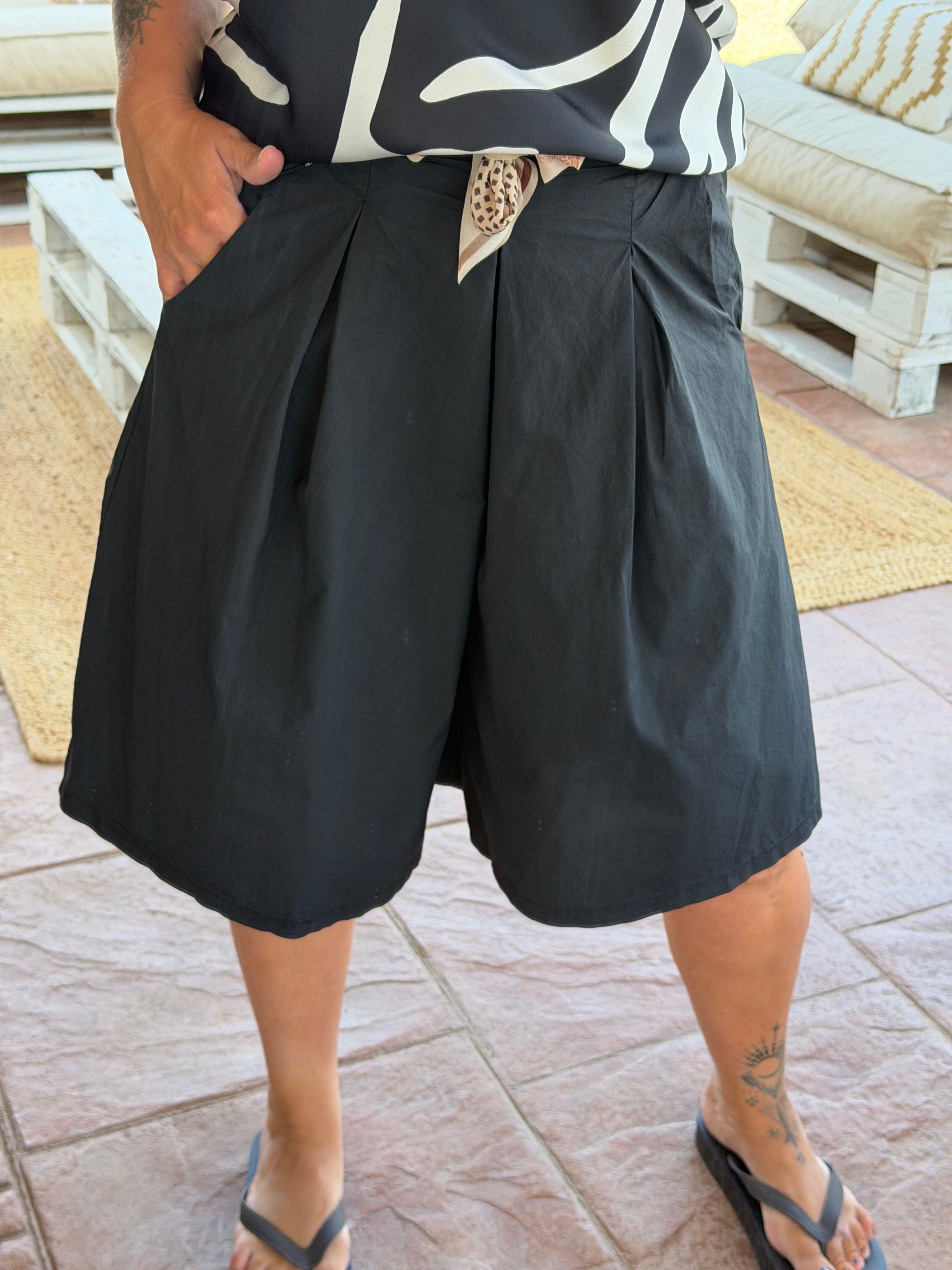 Short Soléa