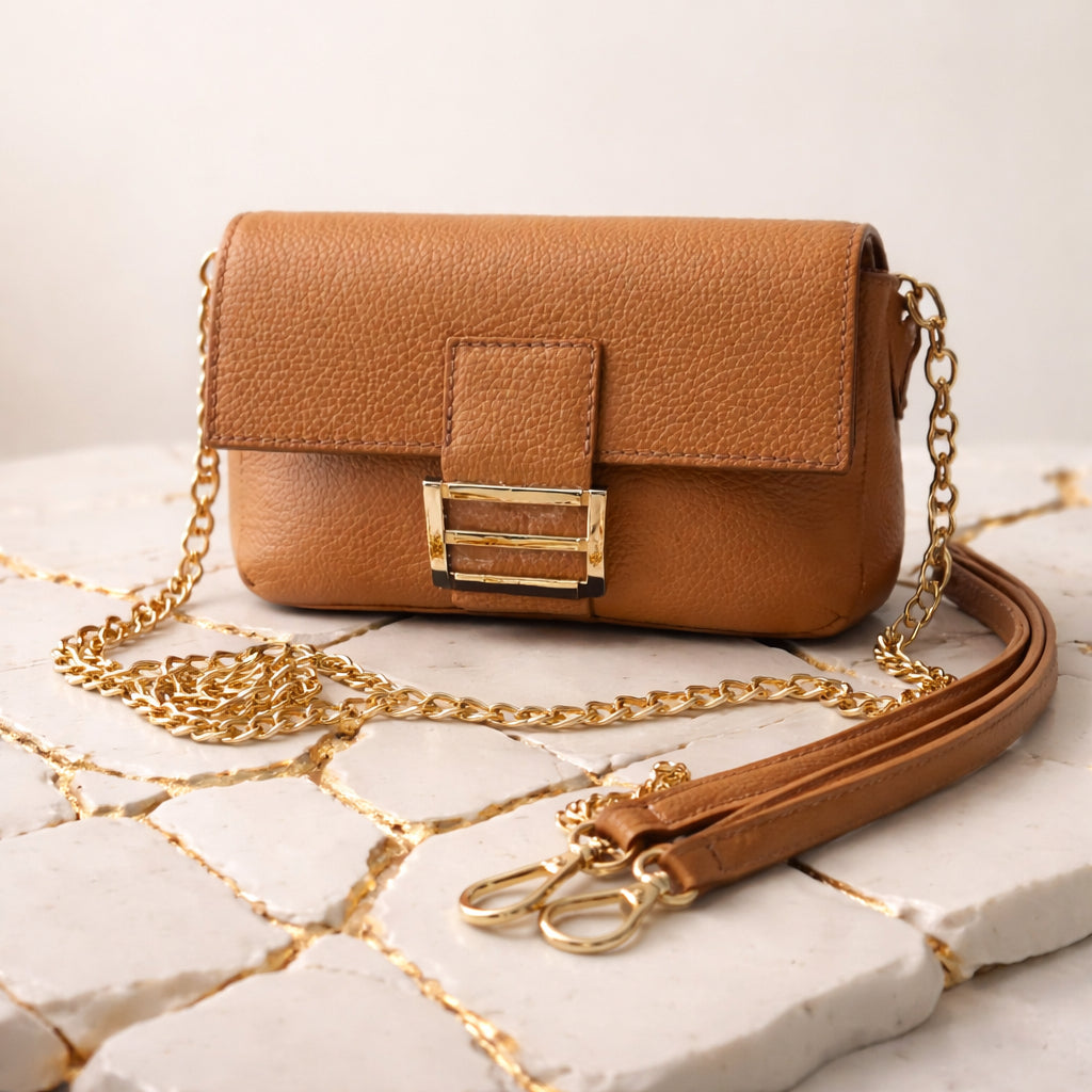 Petit sac en cuir -essentiel au quotidien