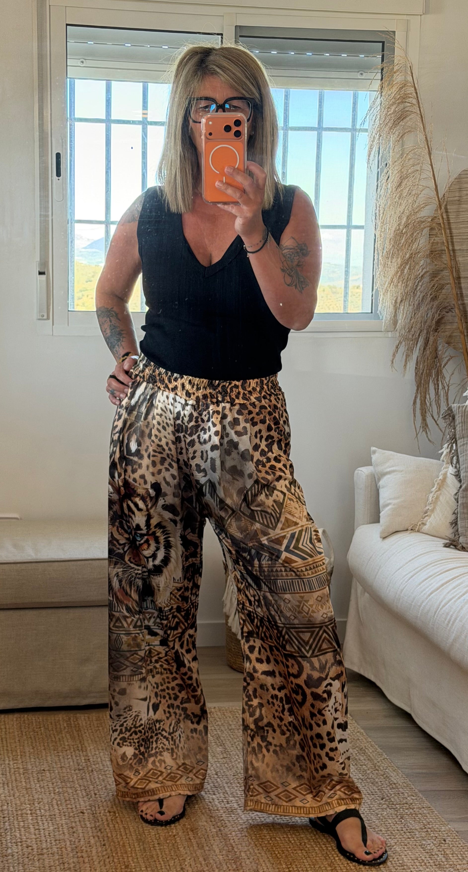 Pantalon satiné imprimé sauvage
