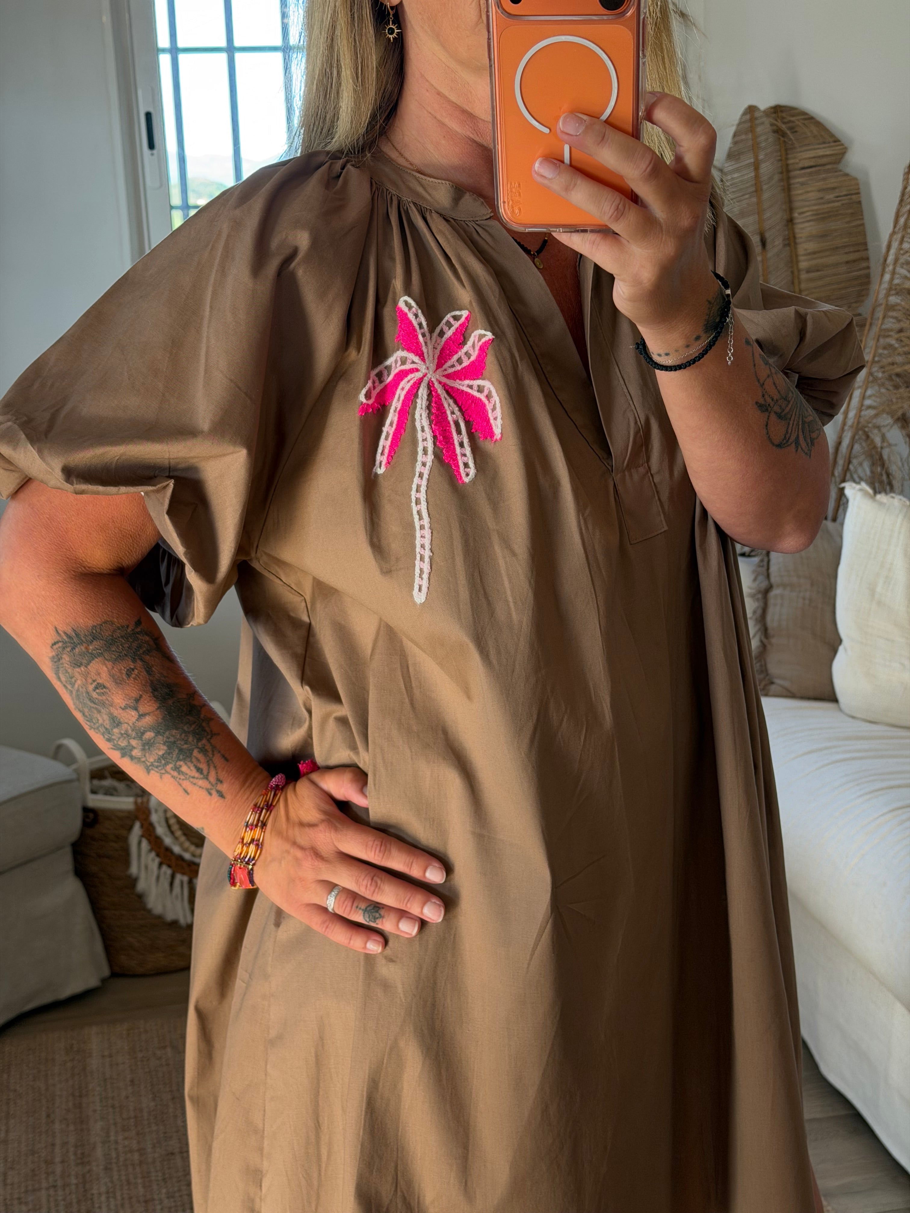 Robe Palm